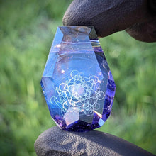 Load image into Gallery viewer, fully faceted cfl glass pendant
