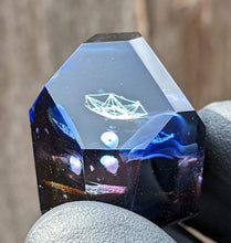 Load image into Gallery viewer, fasted double layer geometrical patterns pendant