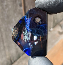 Load image into Gallery viewer, fasted double layer geometrical patterns pendant