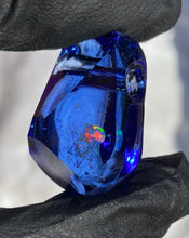 Load image into Gallery viewer, metatrons cube encased in blue glass pendant