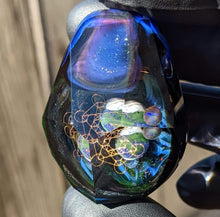 Load image into Gallery viewer, faceted earthly planet pendant