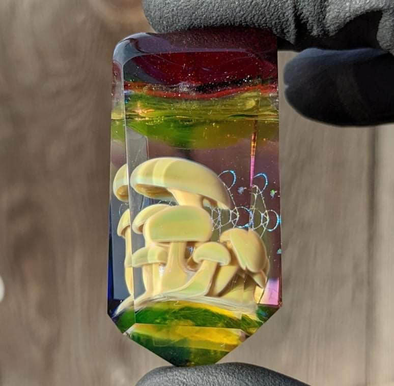 glass mushrooms pendant